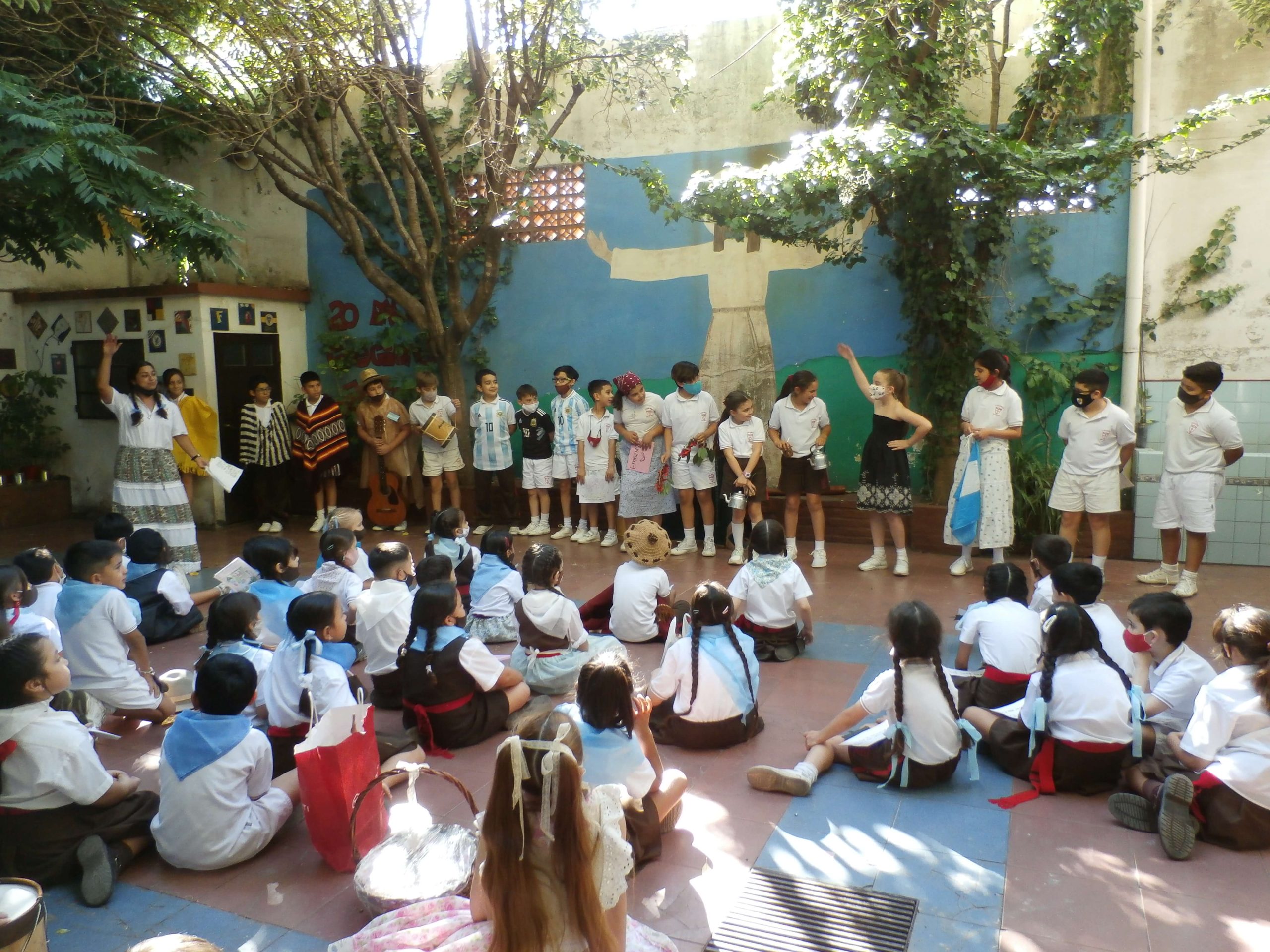 Patio del Colegio San Martín